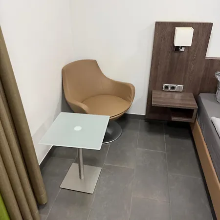 Zehnthof 2a Wh01 Eg - 2 Sz, 4 Betten * Pulheim